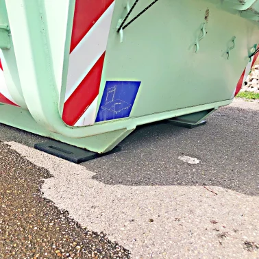 Unterlegplatte für Abrollcontainer