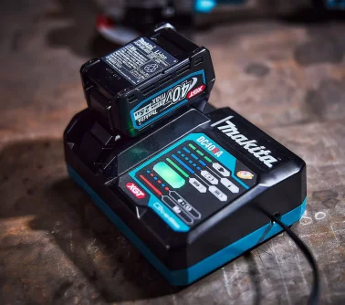 Makita Schnellladegerät DC40RA